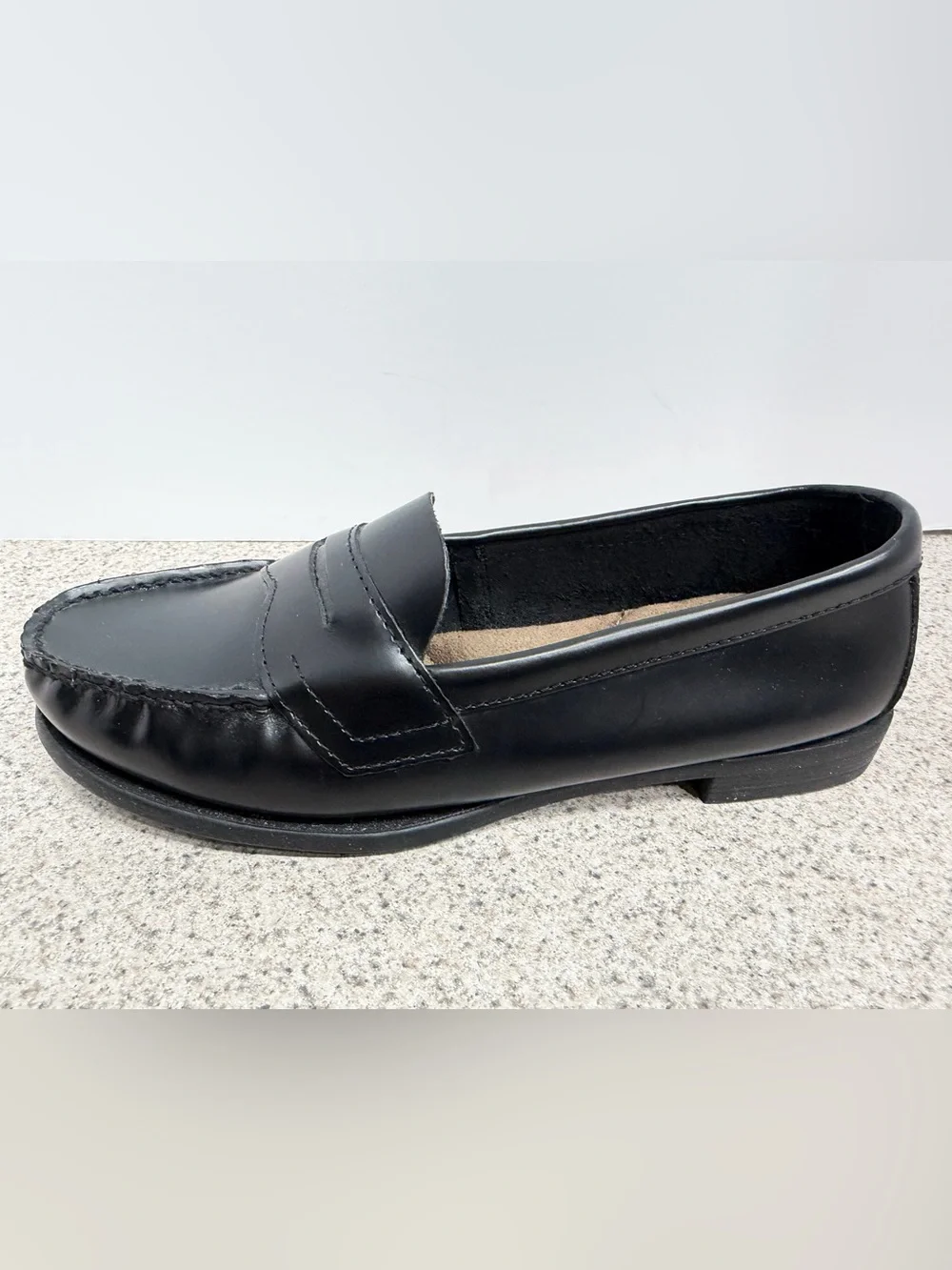 EASTLAND Memory Foam Leather Classic II Penny Loafer Shoe -Women's Size 7M Black